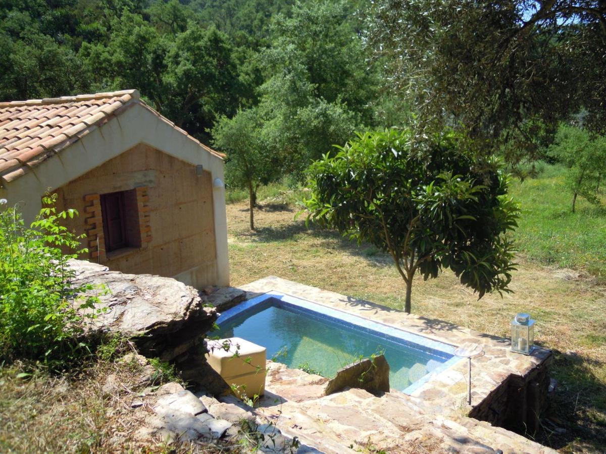 Quiet And Cottage In The Estate Casas Da Cerca Troviscais Buitenkant foto